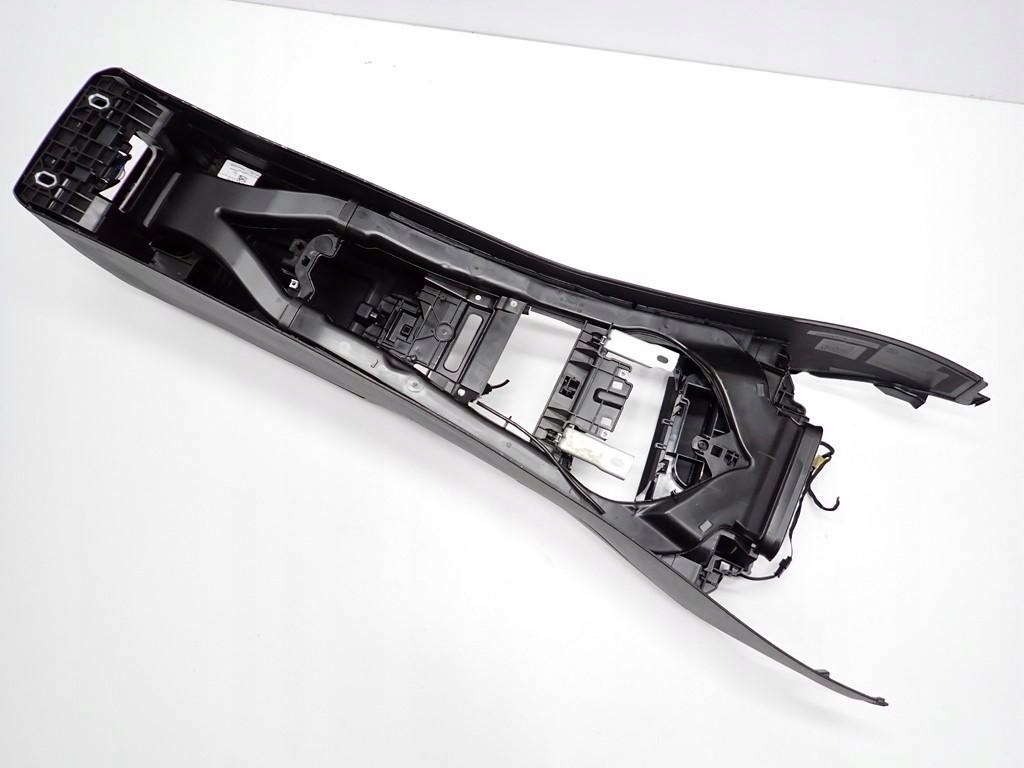 фото №8, Тунель підлокітник usb europa 6806777 bmw 3 g20 g21 20r