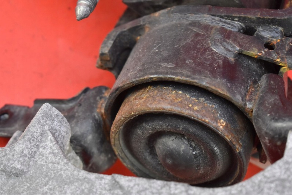 фото №6, Кронштейн подушка двигателя toyota verso 1 i 2.0 d 128 km 09-18