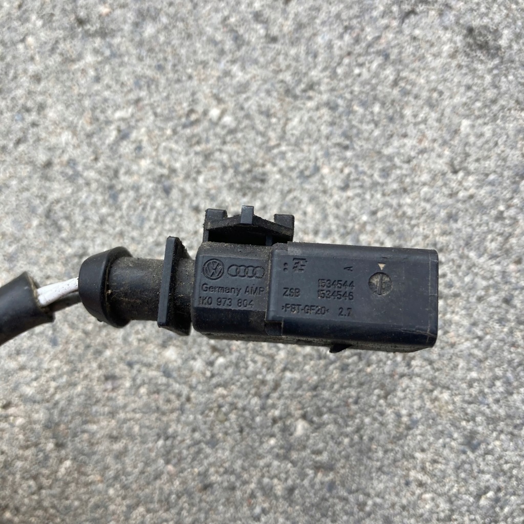 Audi a3 рестайлинг  2011год 2,0 tfsi 200km ccza датчик лямбда-зонд 06j906262k с Разборки