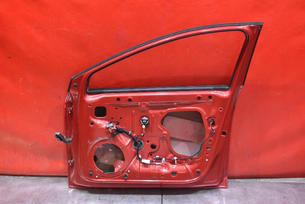 Дверь правое  перед передние ls3q seat leon 3 3 5d hb 12-20 Цена