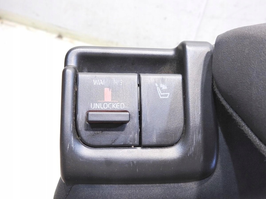 фото №8, Спинка сиденье правый задняя volvo v70 iii 39859409