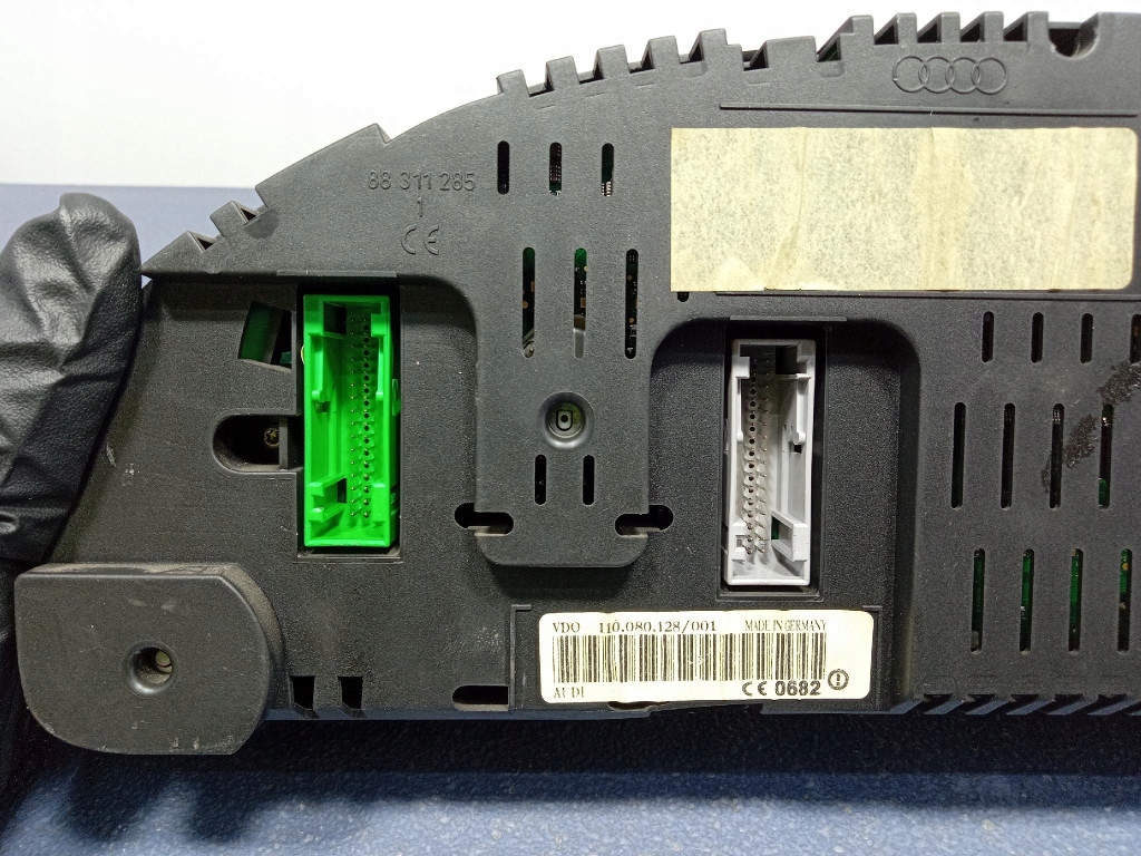 фото №8, Audi a6 c5 2.5 tdi приборы счетчик eu 4b0920933g