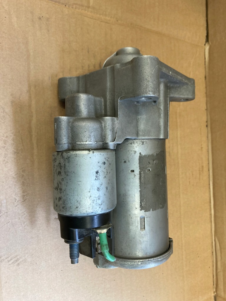 Peugeot оригинальный номер 9826048080 с Разборки