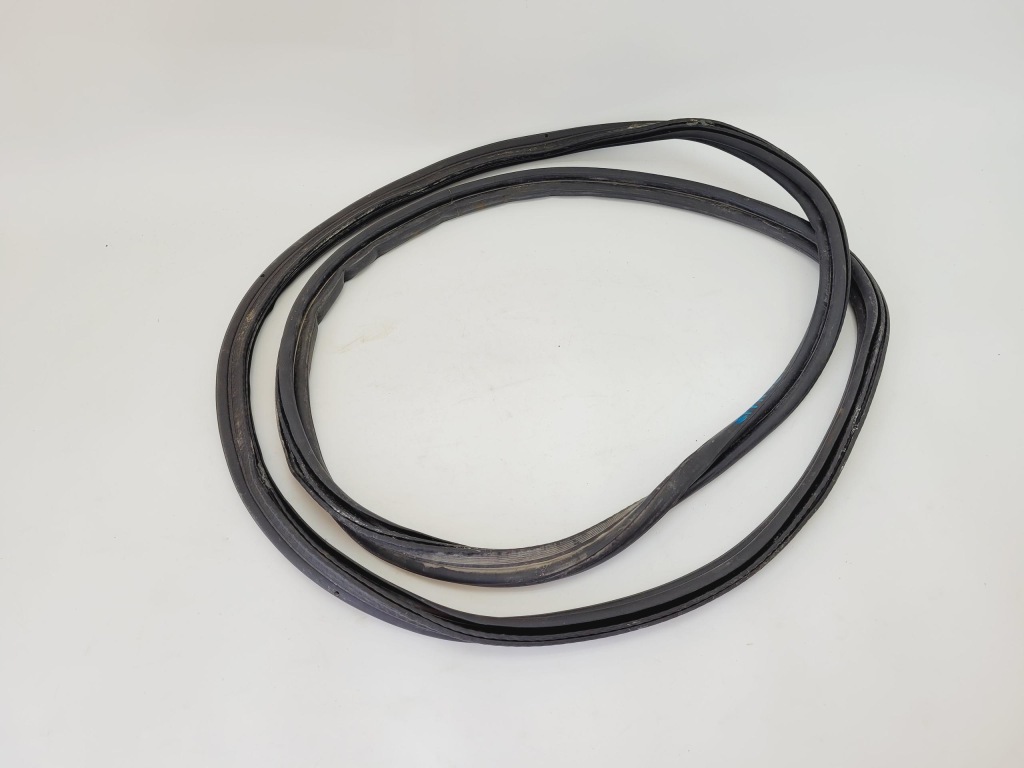 фото №1, Прокладка крышки багажника citroen c4 ii b7 10-18