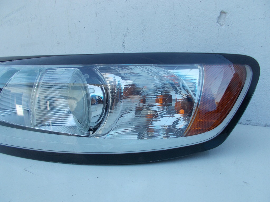 фото №7, Фара volvo s40 ii v50 lift 2007 - 2012 europa 31265694lh 31265695rh