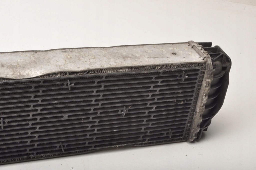 Audi a4 b9 1.4 tfsi 150km радиатор воздуха интеркулер 8w0145804a Оригинал