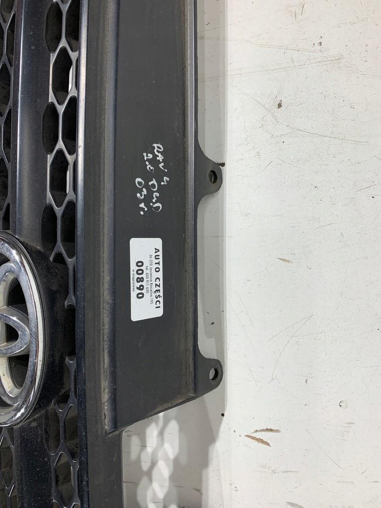 фото №8, Toyota rav4 ii 2.0 d4d решётка радиатора решётка радиатора бампера