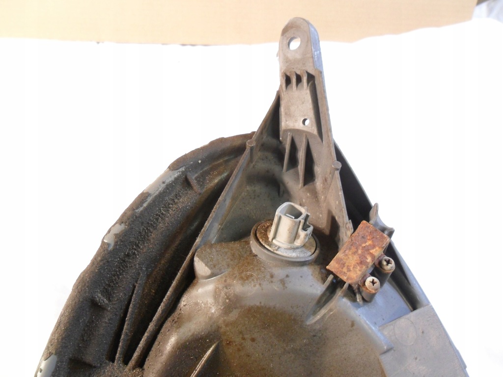 фото №10, Toyota yaris verso lift 03-06 фара лівий лампа