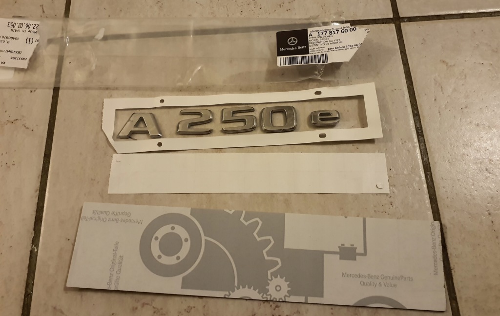 Купити Mercedes a 177 a 250 емблема наклейка на кришка
