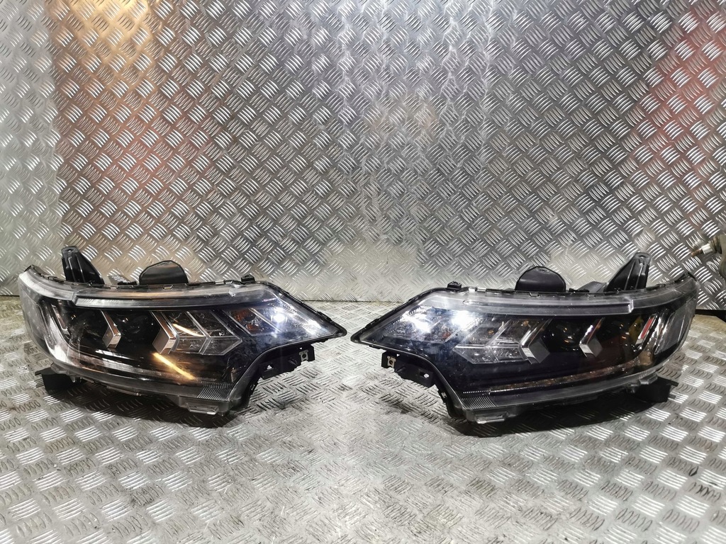 фото №1, Правая mitsubishi outlander phev full led комплектная