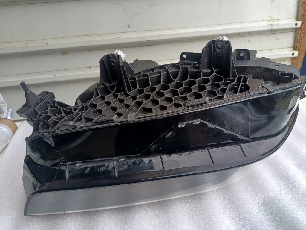 Bmw x5 g05 x6 g06 lci рестайлинг  фара правая  перед full led czerna 5a5d2e4 23r- Оригинал