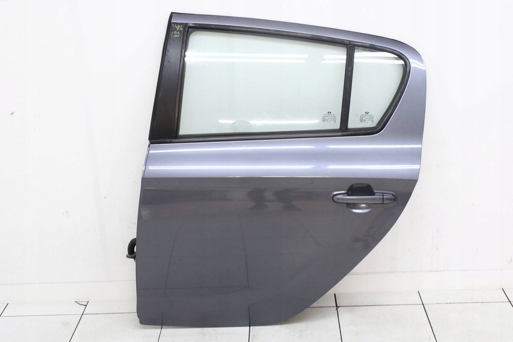 фото №1, Hyundai i20 i 08r- дверь левая задние левый задняя 2e