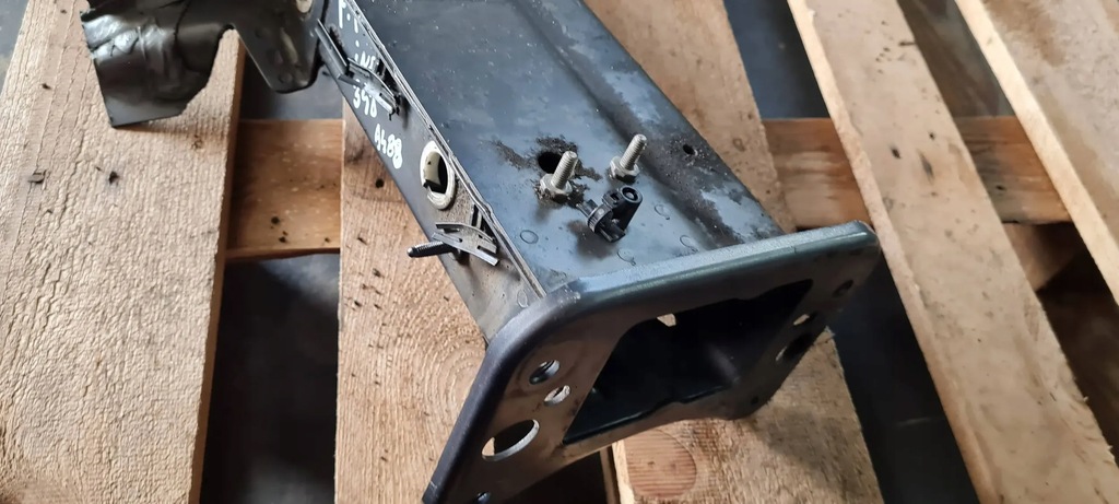 фото №7, A4 b9 8w s4 лонжерон правая правый перед lx7r a5 8w s5