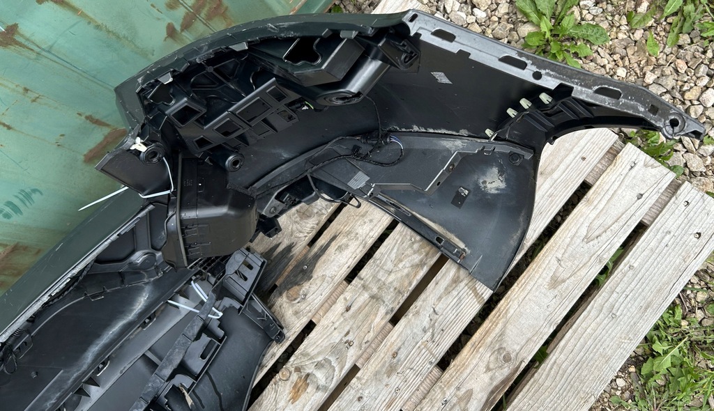 фото №16, Бампер задній kompletny porsche macan turbo 95b 95b807834 95b971104k