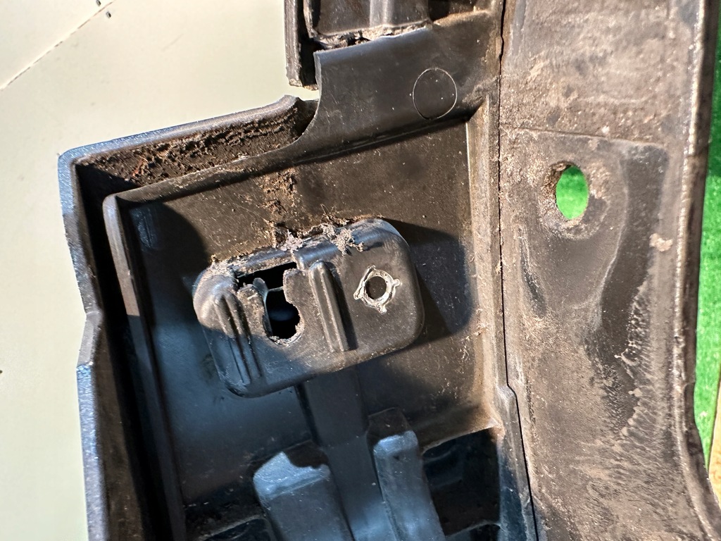 фото №11, Ford kuga mk2 молдинг na крила лівий перед