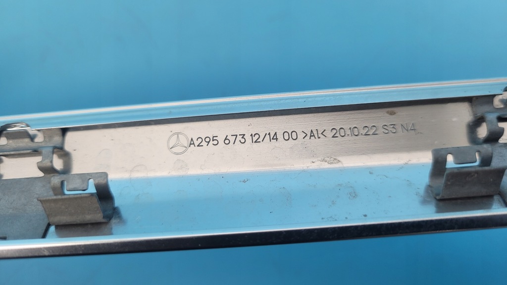 фото №8, Mercedes eqe w295 350+ 23r молдинг декоративна правий перед a2956731200