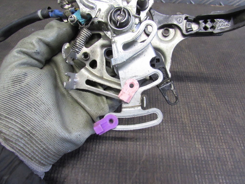 фото №8, Механізм двері toyota sienna ii 03-10r