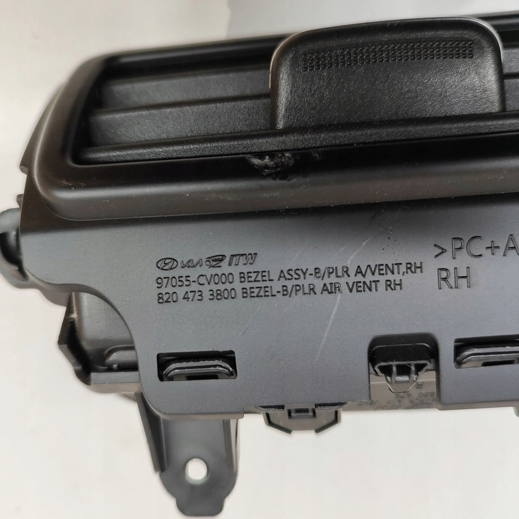 фото №7, Kia ev6 2022 форсунки / ґрати обдув панелі приладової панелі