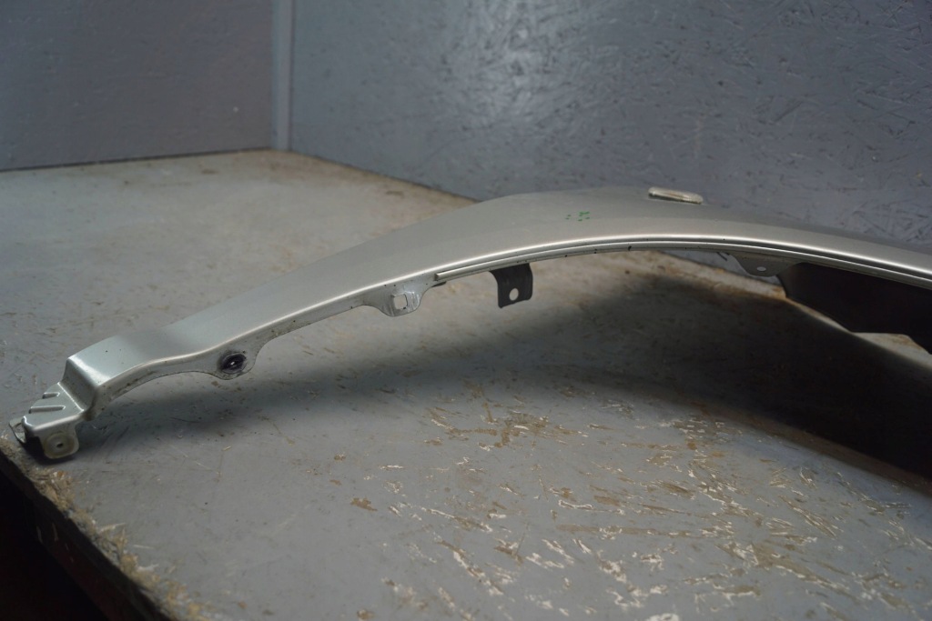 Lexus rx 2 2 крило правий перед b2661 Оригінал