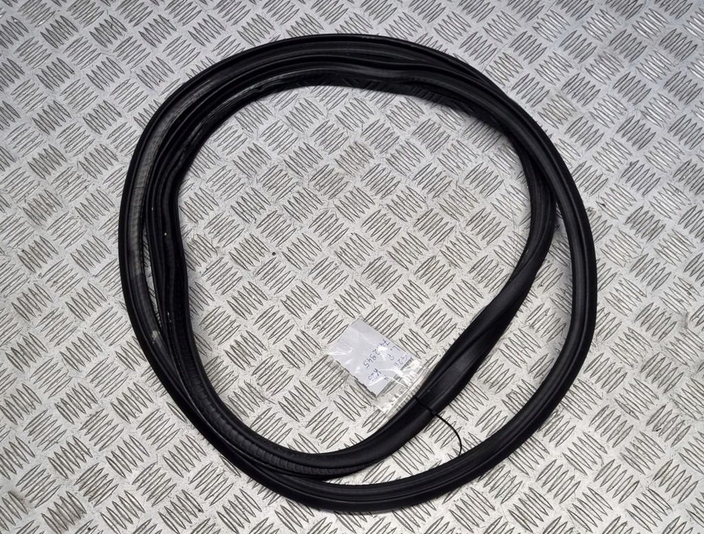 фото №1, Bmw i4 g26 прокладка дверь передних передняя перед 7482945