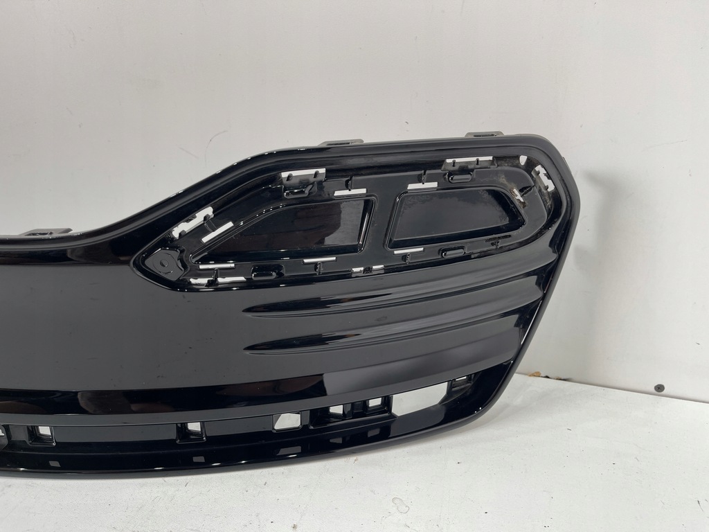 фото №6, Vw taigo 2g7 r line накладка диффузор спойлер бампера задняя 2g7807837