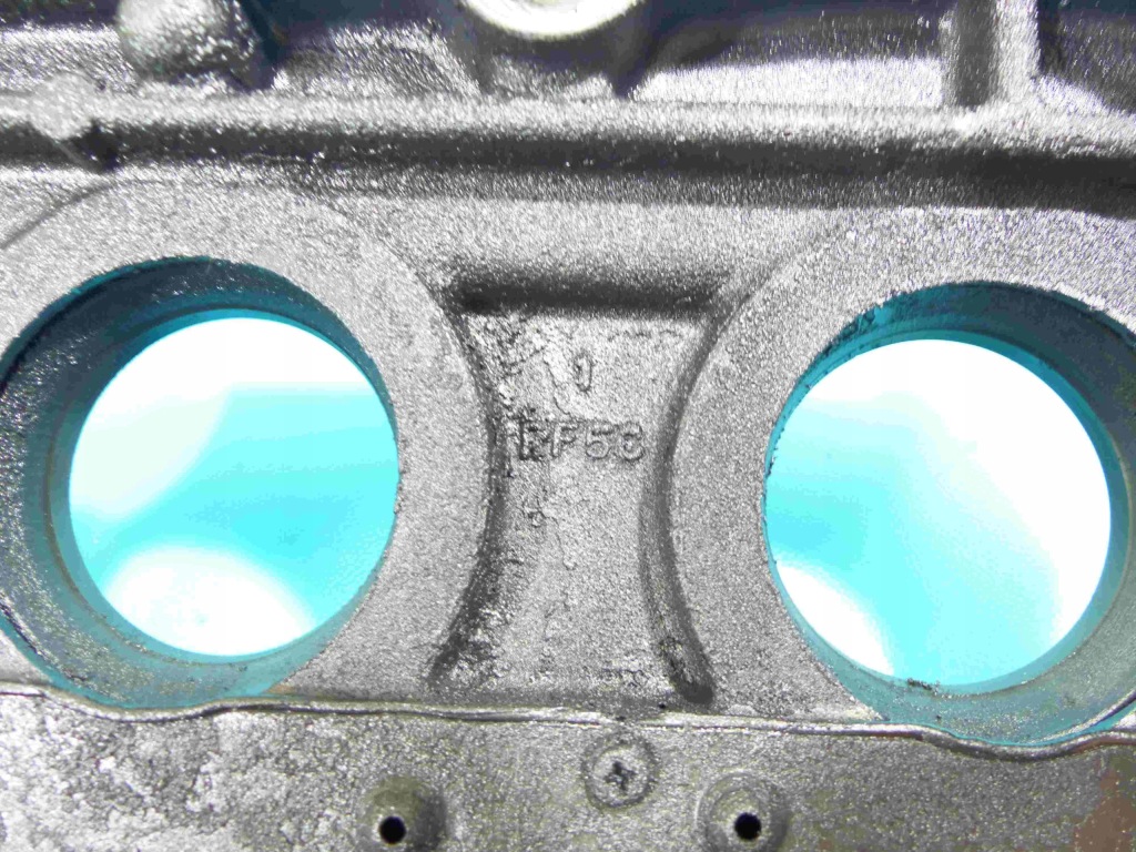 фото №4, Крышка клапанов mazda mpv ii 99-06 2.0 citd