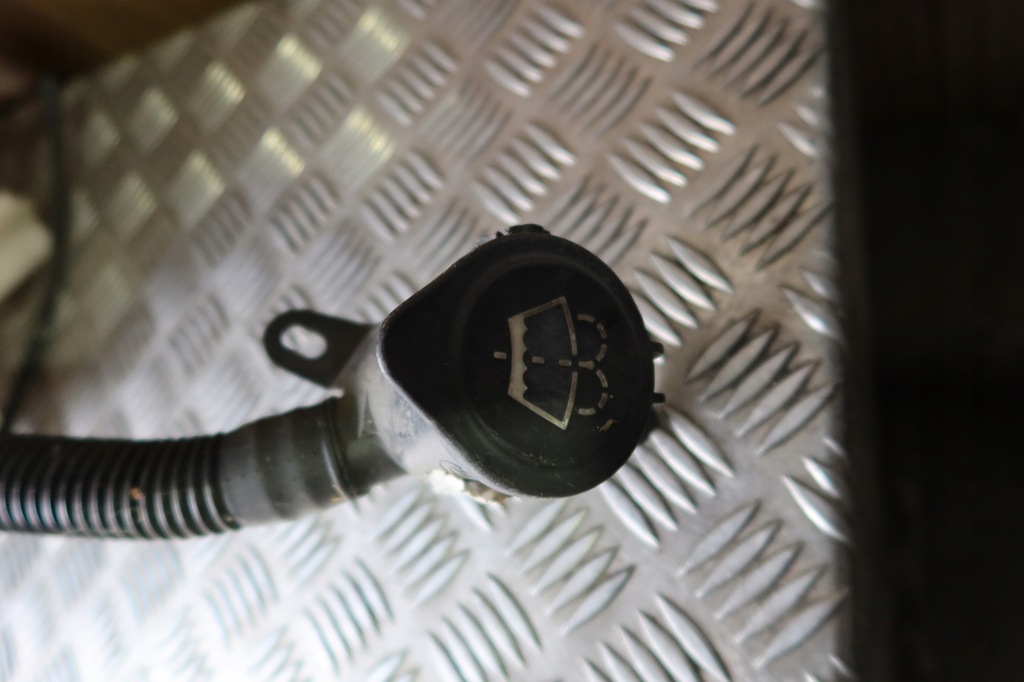 фото №12, Бачок омывателя bmw e65 7148064