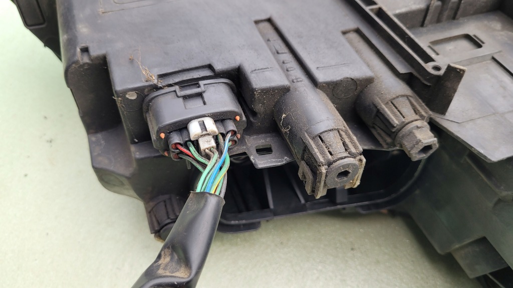 фото №11, Mazda 6 i лампа левый перед 014002472 europa