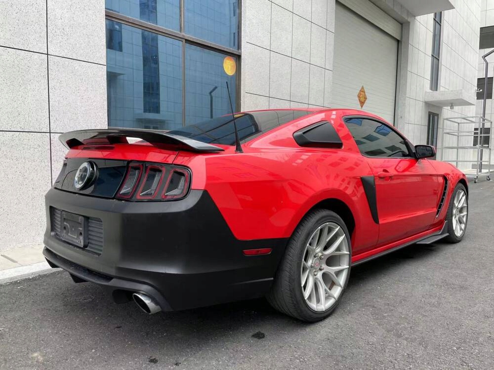 Бампер задний gt500 стиль ford mustang 2013-2014 с Разборки