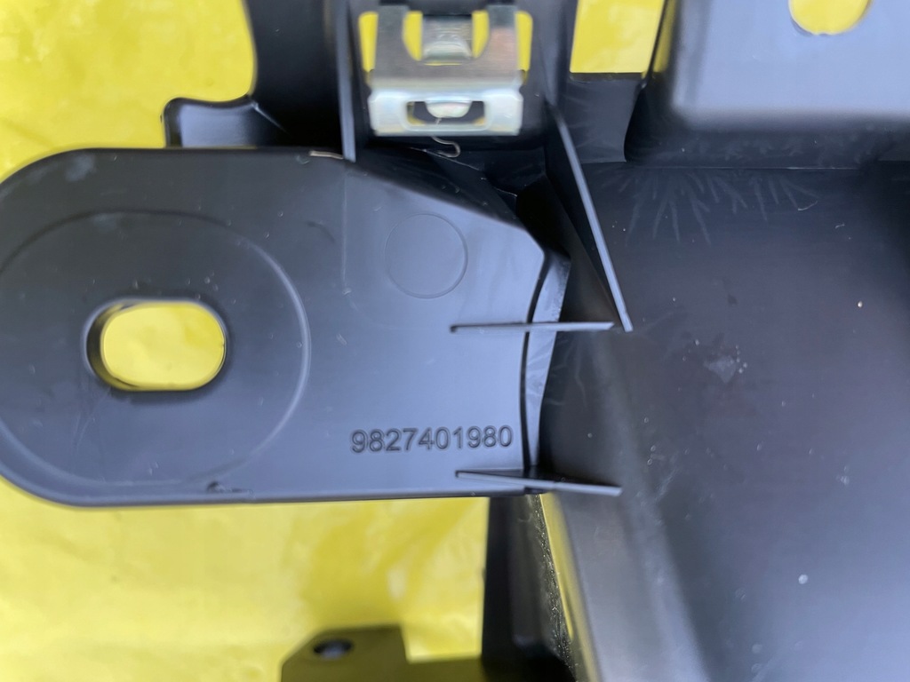 фото №4, Peugeot 208 ii бардачок 2022 rok