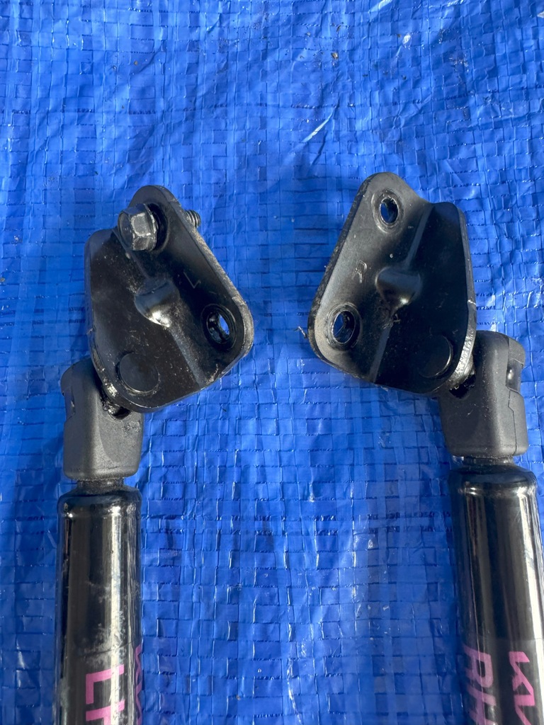 фото №7, Амортизаторы крышки задний kia stonic lift gt-line 24r 81770-h8410