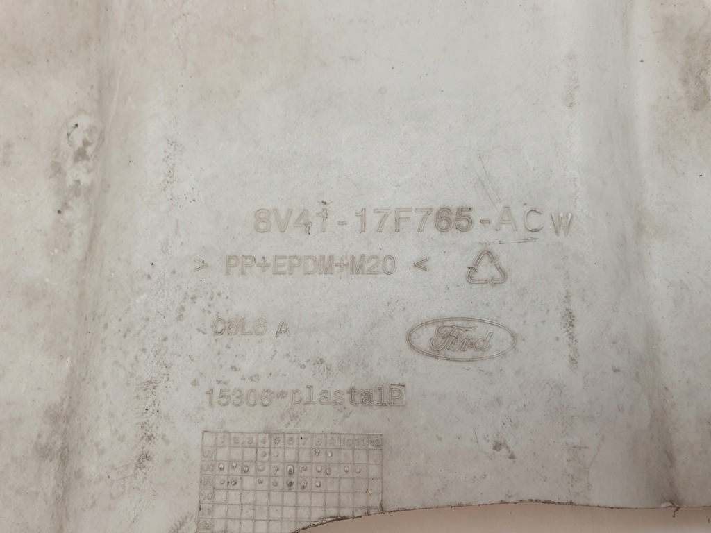 Спойлер бампера задний  ford kuga mk1 8v41-17f765-acw Доставка