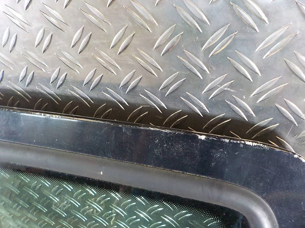 фото №3, Land rover discovery 98-04 крышка багажника задняя задняя