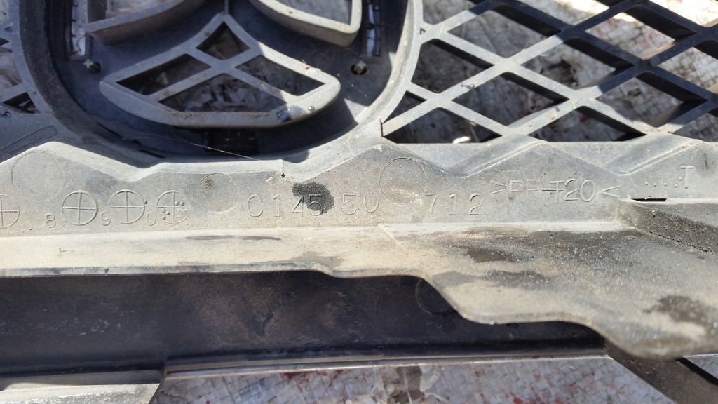 фото №4, Mazda premacy решітка радіатора решітка радіатора rok 01-04 lift