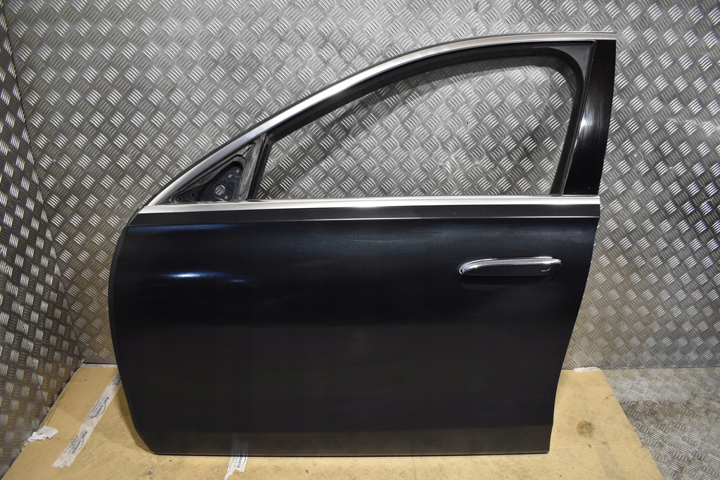 фото №1, Idealne дверь передние левая kpl. mercedes w223 1