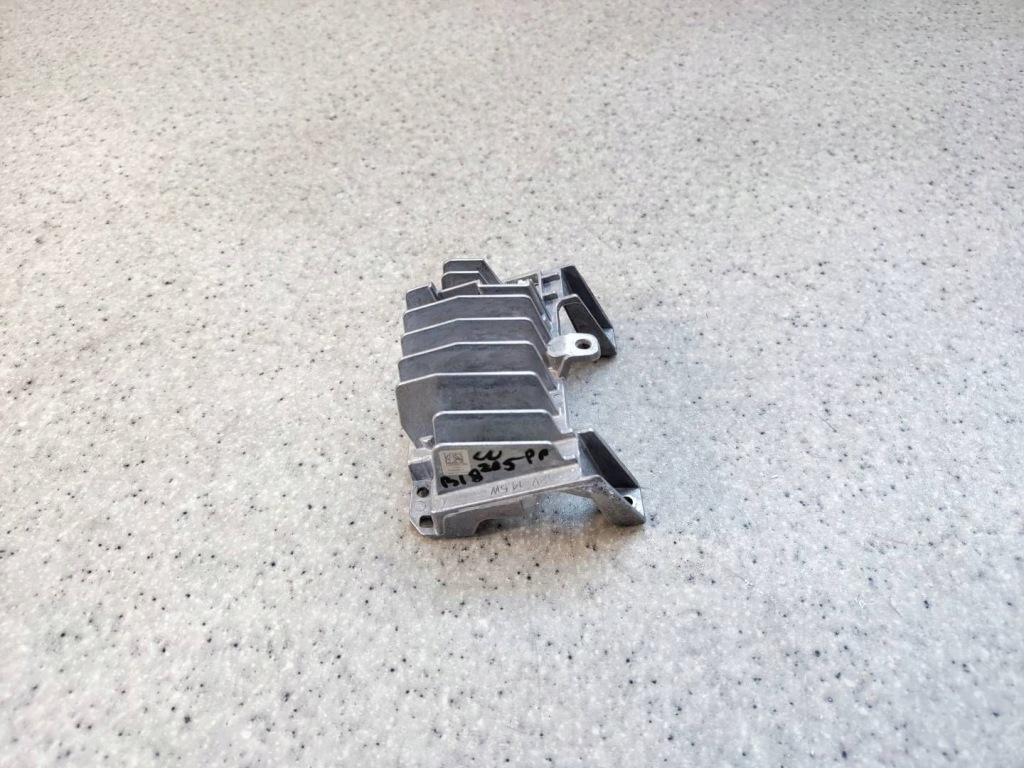 фото №1, Модуль преобразователь лампы led 1305715204 mercedes c-klasa w205