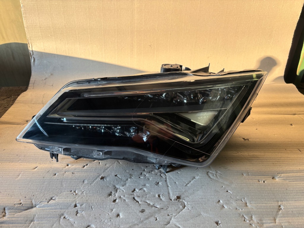 Купити Seat ateca фара перед передня ліва full led 576941007f