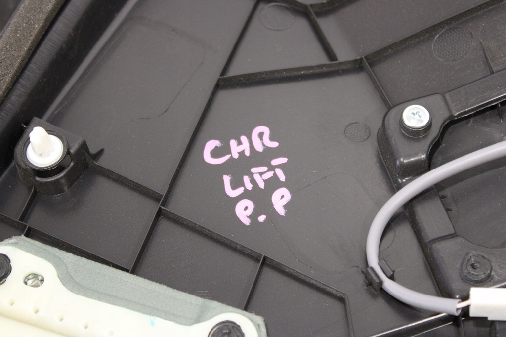 фото №6, Оббивка обшивка двері правий перед toyota chr lift