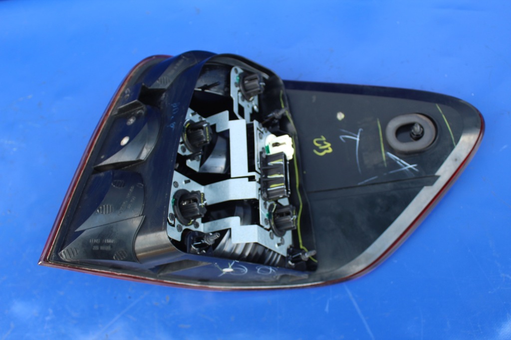 фото №15, Лампа задняя левый задняя левая состояние bdb оригинальный номер mercedes ml w164 lift