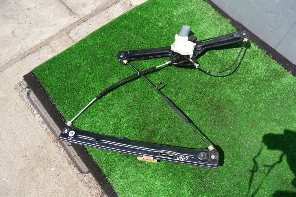 фото №1, Подъемник стекло bmw оригинальный номер 7283491