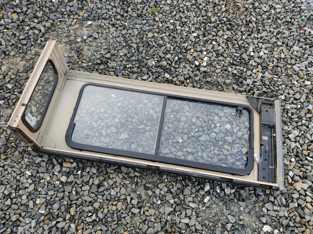 фото №10, Рамка nadstawka левая задняя задняя крыло левый стекло defender 1999-2014