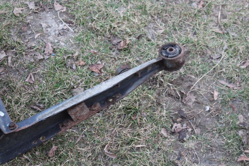 фото №8, Балка кронштейн дифференциал samolot subaru forester ii sg