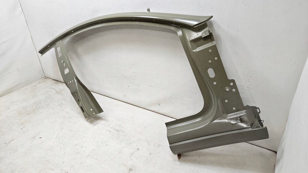Стійку  поріг обшивка праве tesla model 3 оригінальний Доставка