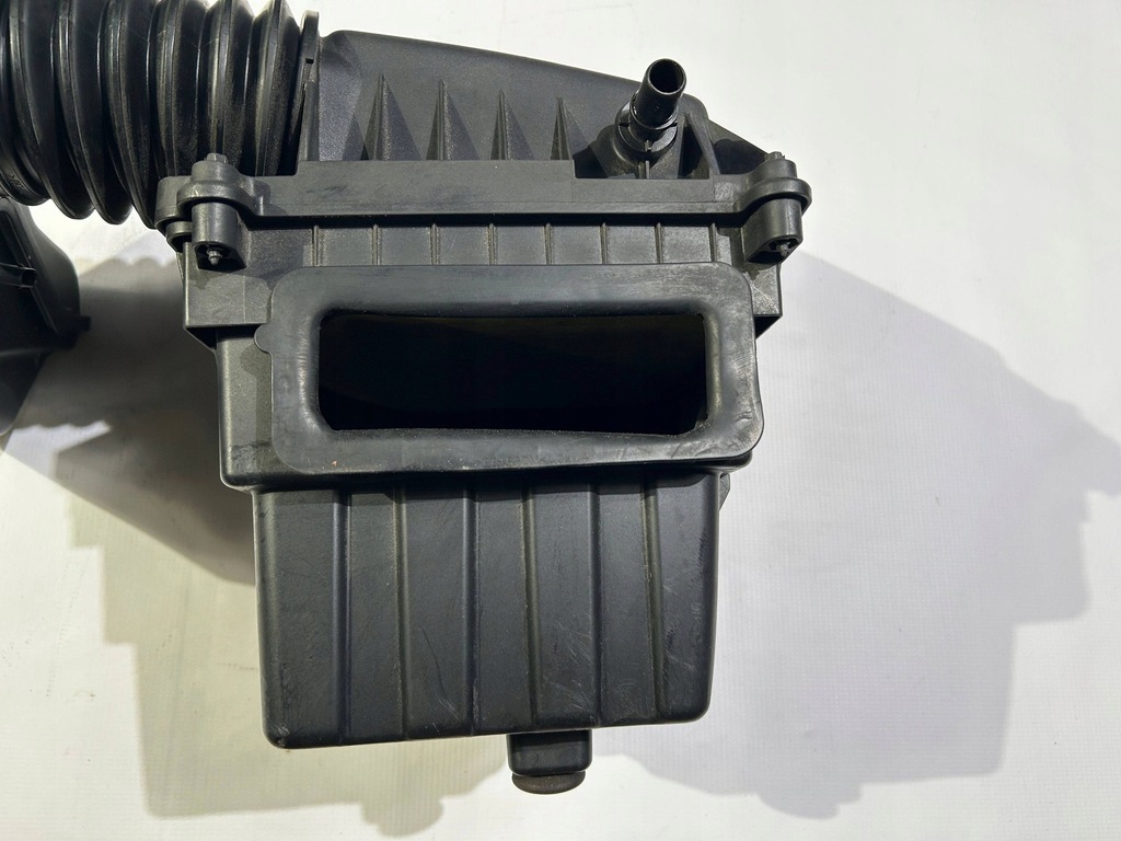 фото №8, Корпус фільтра повітря резонатор труба повітрозабірник chrysler pacifica 3.6 2017-