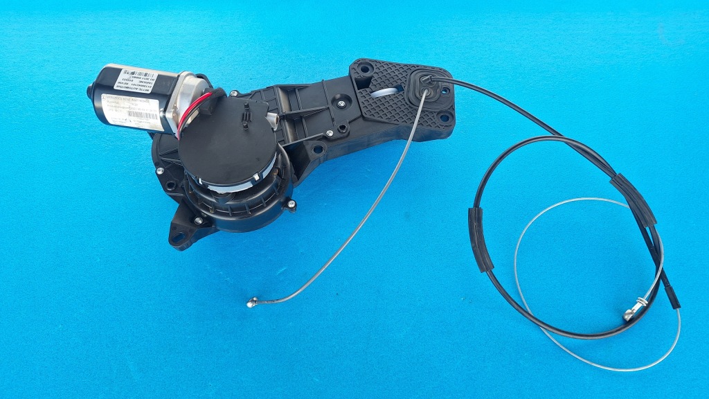 фото №1, Mercedes v-kl w447 механізм двері розсувних