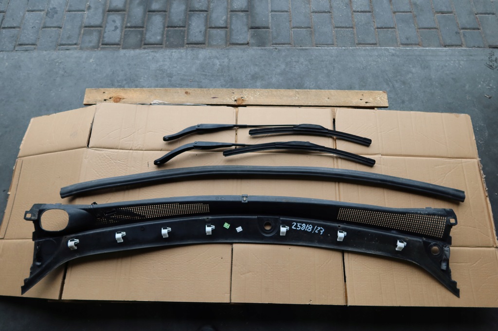 фото №1, Жабо повний sandero ii 668113105r важелі