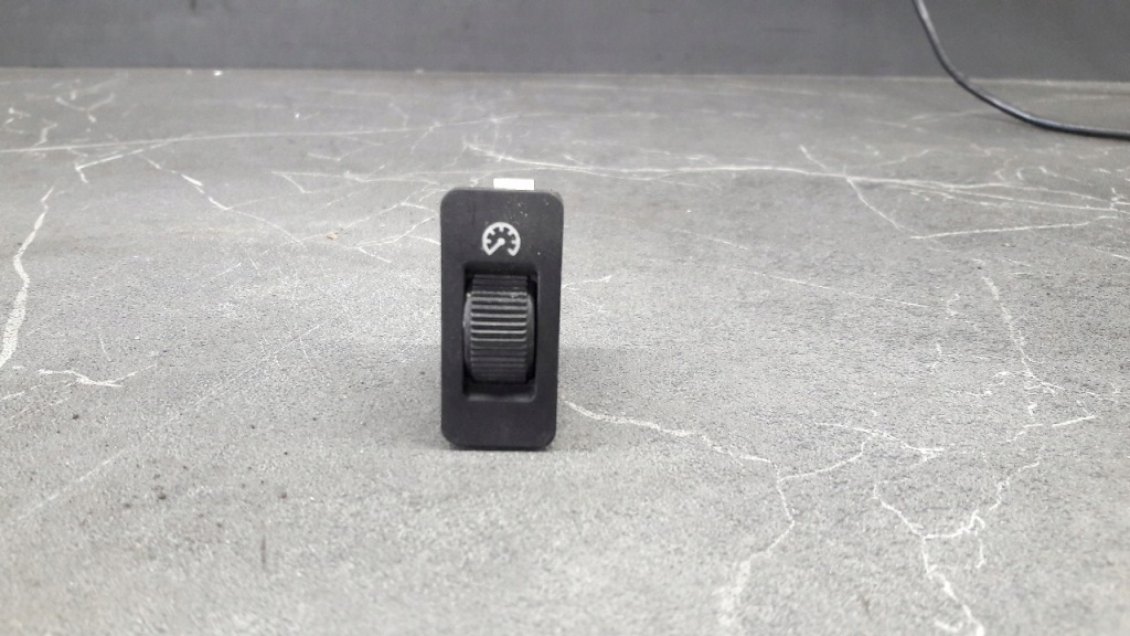 Купити 8360461 регулятор яскравість прилади bmw e39