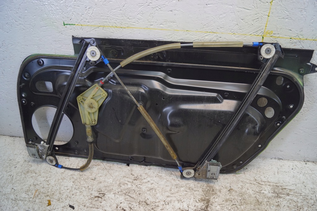 фото №10, Подъемник стекло левый перед porsche 911 997