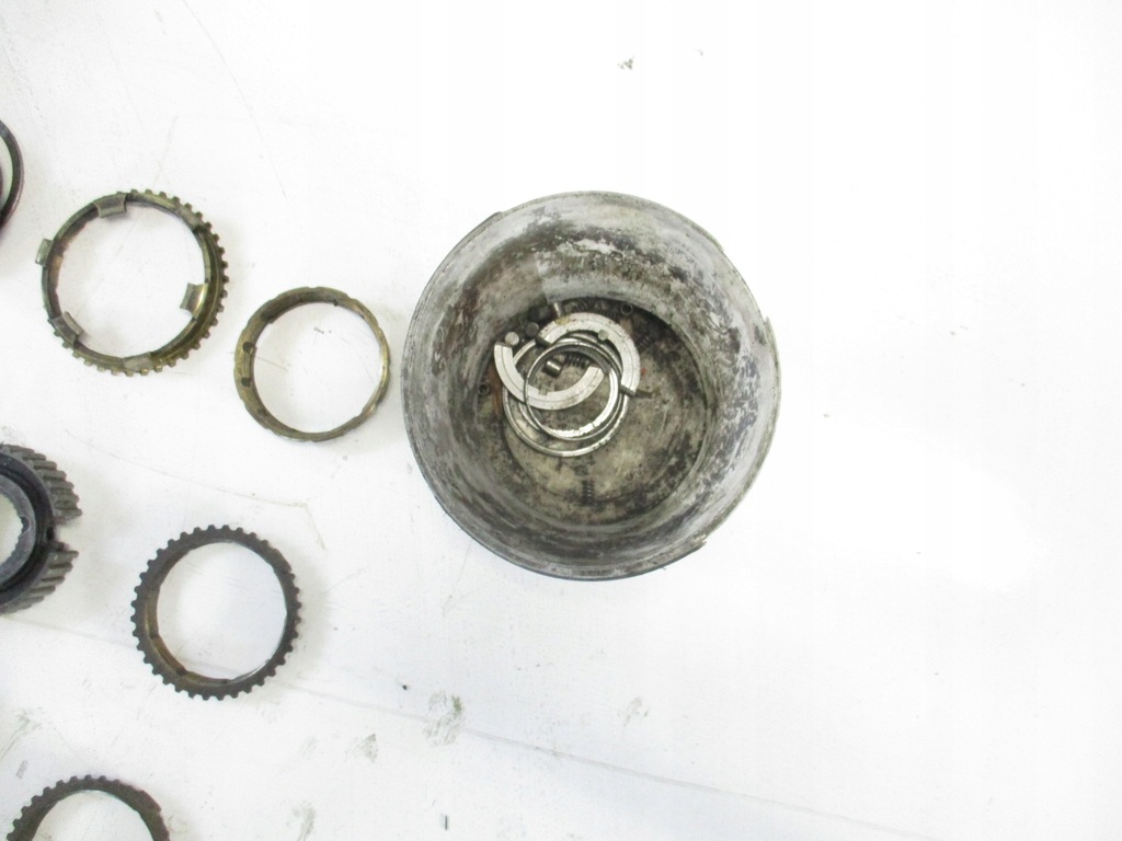 фото №6, Alfa romeo 156 166 2.5 3.0 частини коробки передач