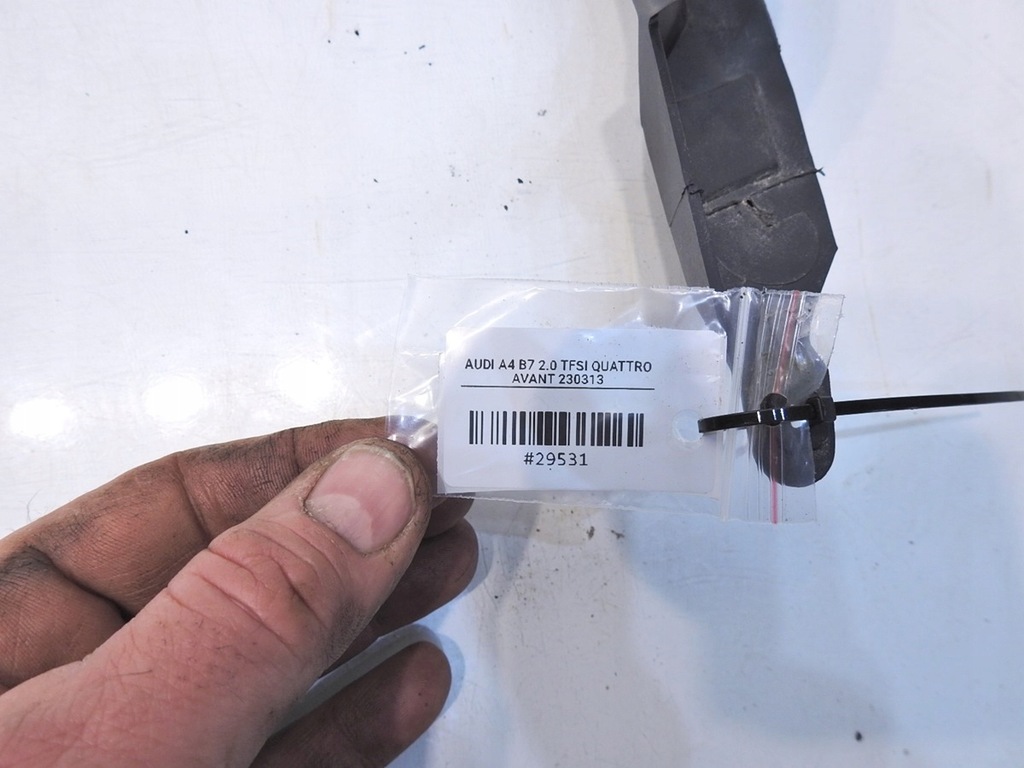 фото №5, Молдинг захист кришки задня audi a4 b7 avant